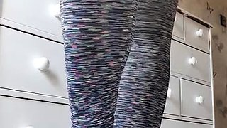 Amateur Foot Fetish Girlfriend Sucks and gives a Footjob