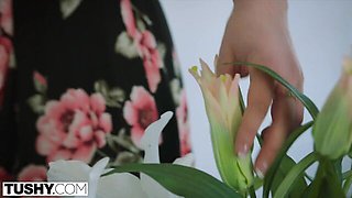 Watch bonny Serena Avery's sex
