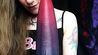 Amateur brunette ariana marie solo toying