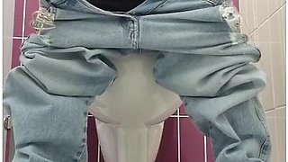 Pee In Public Toilet With Song :d