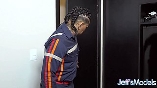 Thick Brazilian BBW Turbinada Com Gets Creampied