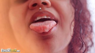 Bukkake Latin - Caro Canela, a Colombian nymphomaniac, receives large amounts of cum.: Porn