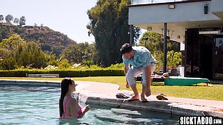 Pool guy fucked big tits house owner