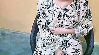 Horny Pakistani Girl Fucks Stepbrother - Desi College Friend First Time Hardcore