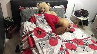 I give my husband's cock a blowjob until I orgasm.