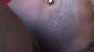 Black couple has unrestrained sex in their garden - Really dirty sex