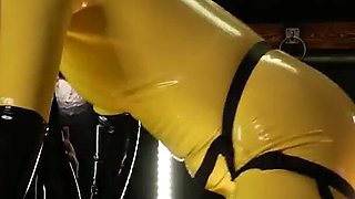 Latex size queen fucks slutty sub