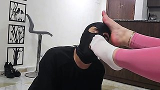 Kristina Mistress - Arab Foot Worship -Mistress Kristina