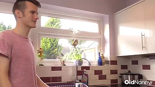 Mature Lacey Starr Blowjob And Hardcore Doggystyle With Sam