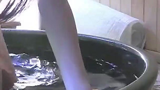 A Hot Spring Trip to Melt Her Stress Away!