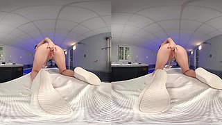 Noi Feja Is Capable Of Extracting Tensions That You Didn't Even Know Where There