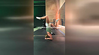Best Only Fans Girl Accidental Squirt - TIKTOK LIVE