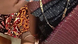 Desi Indian Beautiful Owner Aunty Fucking for Rent Closing
